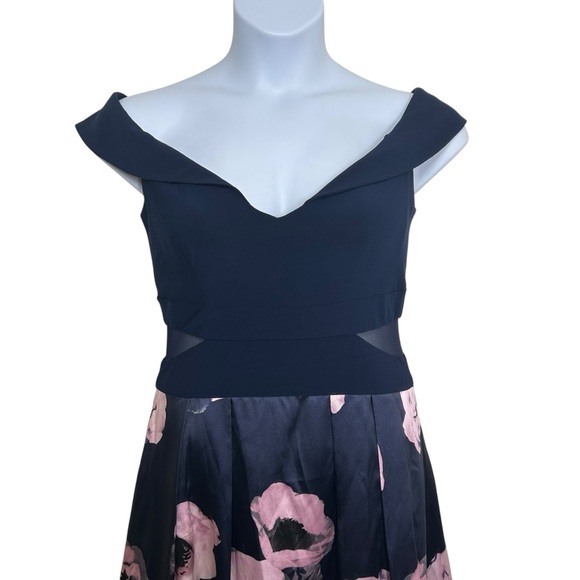 Xscape blue floral off shoulder full length formal gown size 12 wedding gala - Picture 7 of 13